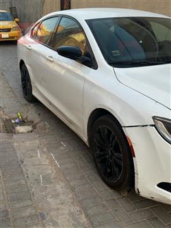كرايسلر 200